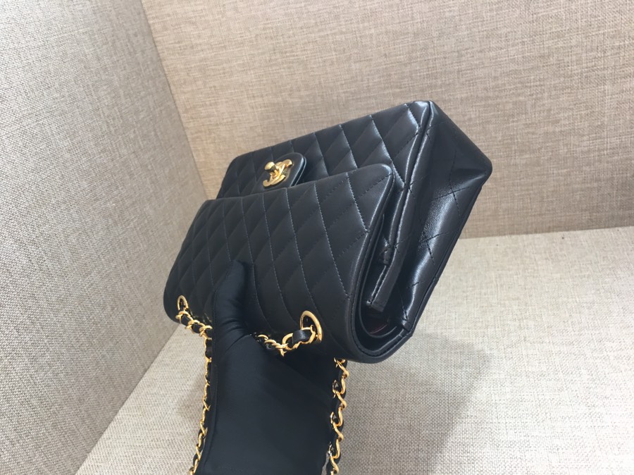 Medium Classic Flap Lambskin Bag AO1112 Black/Gold